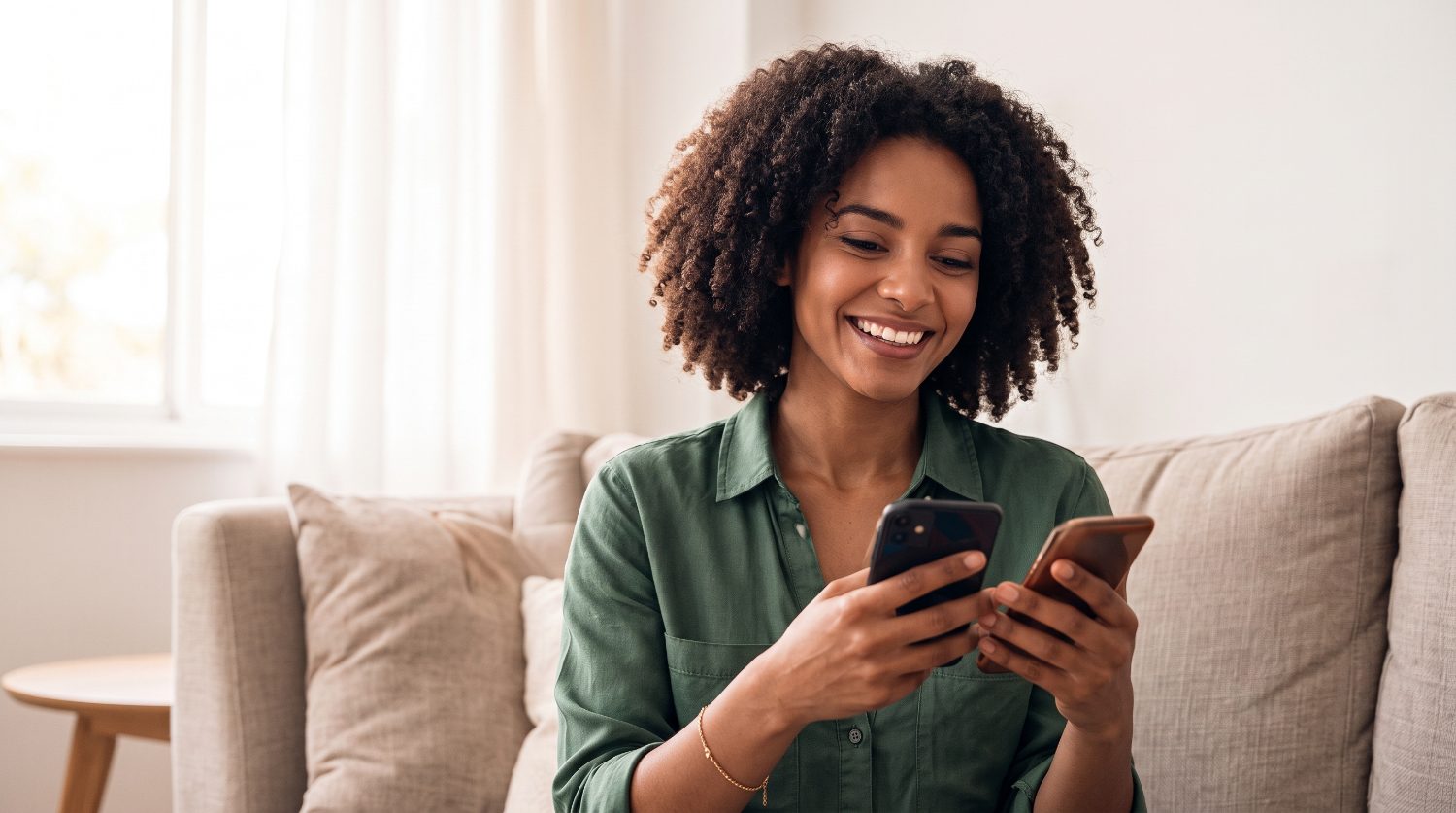 Cliente no atendimento pelo celular